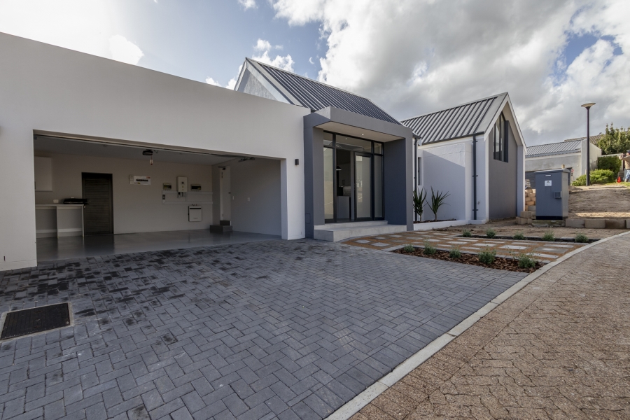 3 Bedroom Property for Sale in Dennegeur Western Cape